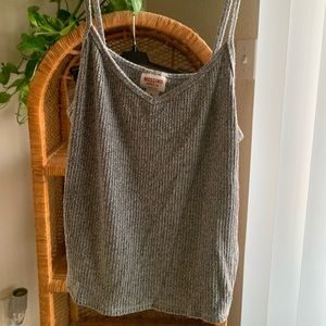 Gray tank top